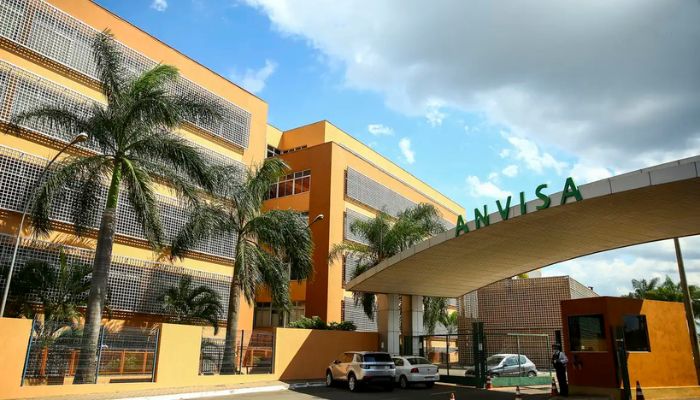 © Marcelo Camargo/Agência Brasil Anvisa proíbe suplementos e energéticos com adição de ozônio